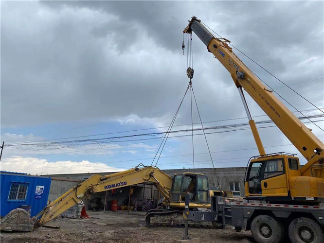 康定市25吨吊车一般有什么用途