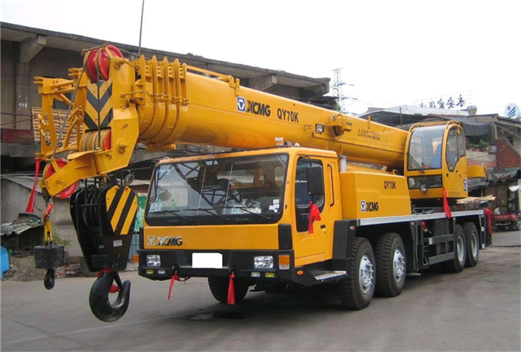 康定市吊车出租选择重点