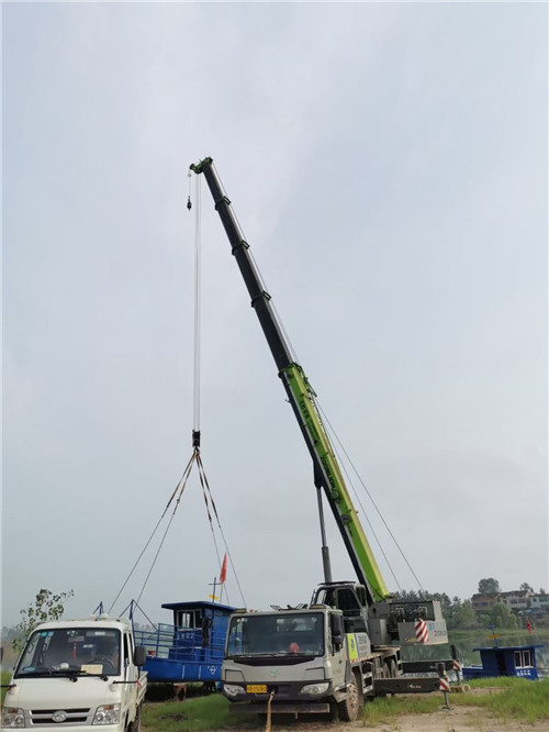 康定市桥梁建设吊装案例